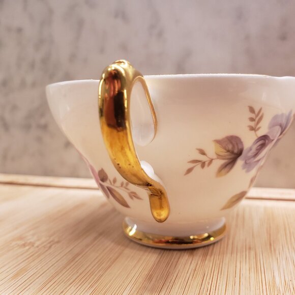 Royal Sutherland Bone China footed Teacup Blue Purple flowers gold Vtg England - Picture 2 of 6